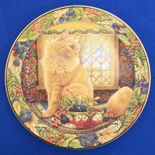 Royal Doulton  Lesley Anne Ivory Plate, Cats in the Window series DANDELION