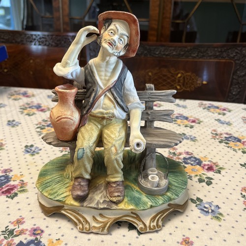 Capodimonte porcelain figurine - capodimonte,