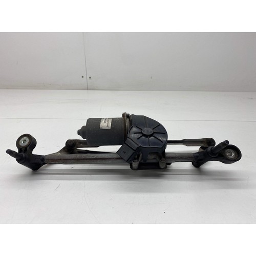 Corsa vxr windscreen wiper - windscreen,