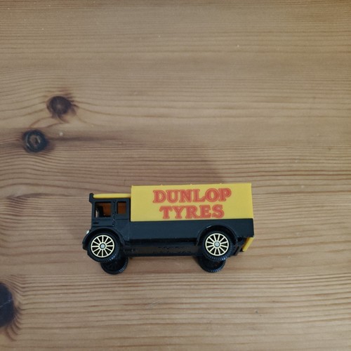 Corgi van dunlop tyres truck - tyres,
