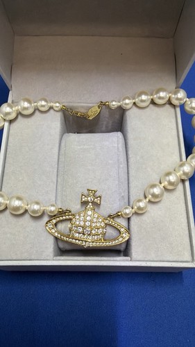 Authentic vivienne westwood - vivienne,
