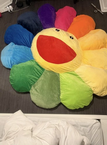 Takashi murakami flower pillow - flower,