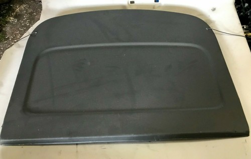 Vauxhall insignia parcel - 08-16,