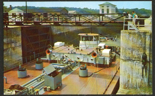 River barge mohawk locks - mohawk,