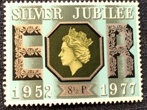 Queen silver jubilee - --,