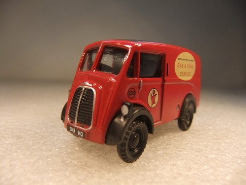 Classix em76646 morris - 1:76,