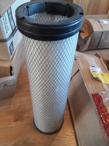 Cnh 72211066 air filter