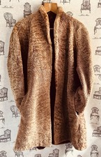Stunning vintage persian sheepskin 3/4 coat. Size 12-18. Roomy & Gorgeous