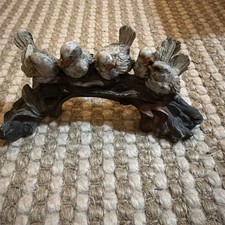 Vintage 5 sparrow on Log