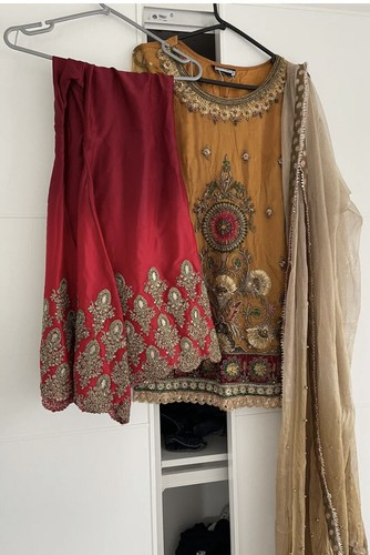 Mehndi outfit pakistani - mehndi,