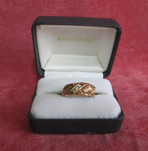 Vintage black hills - 10ct, gold