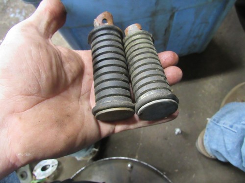 1980 suzuki gs250 rear foot