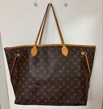 LOUIS VUITTON Neverfull MM