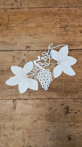 Vintage hand crochet - hand, grape