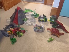 Playmobil 5230 Exploding Volcano Island With Dinosaurs  & Extras