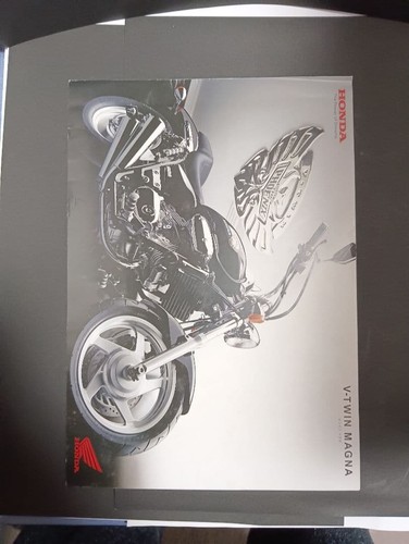 Honda twin magna motorcycle - honda,