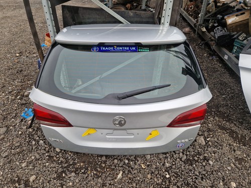 Vauxhall astra door estate - k,