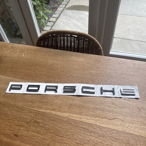 For h e - "p, badge