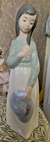 Nao lladro figurine - lladro,