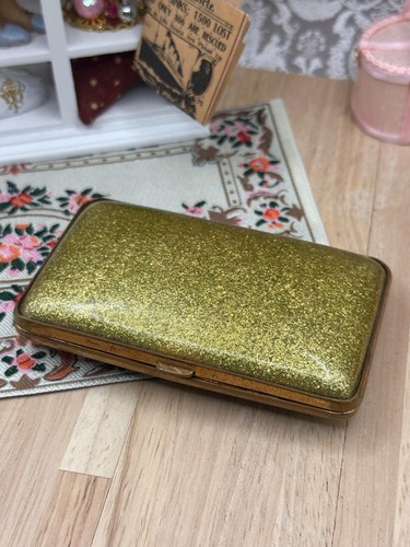 Vintage 1930s art deco - deco, gold