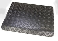 Bonnet Centre Puma Defender