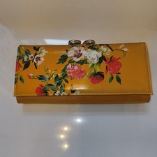 Ted Baker Maylae Bobble floral