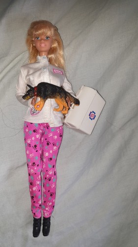 1996 pet doctor - doctor, doll