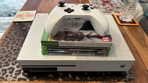Microsoft xbox one 500gb - s,
