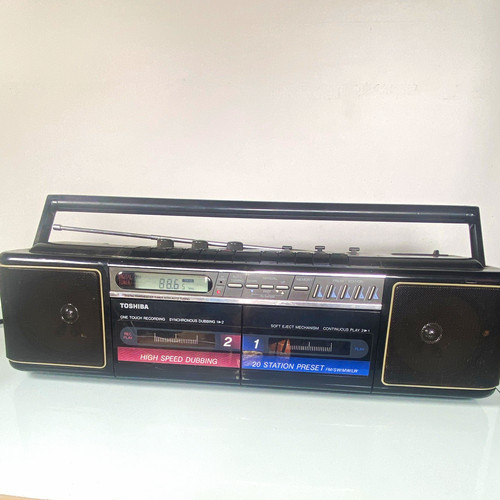 Toshiba 8057 fm - toshiba, am/fm