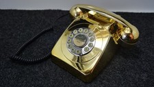 Reka Vintage Golden Telephone