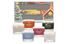 Yankee Candle Christmas Scented Candles Gift Set | 6 Mini Filled Votive Candles