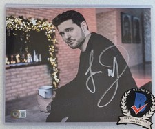 MICHAEL BUBLE SIGNED PHOTO