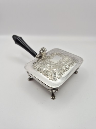 Vintage crumb tray - or, silent