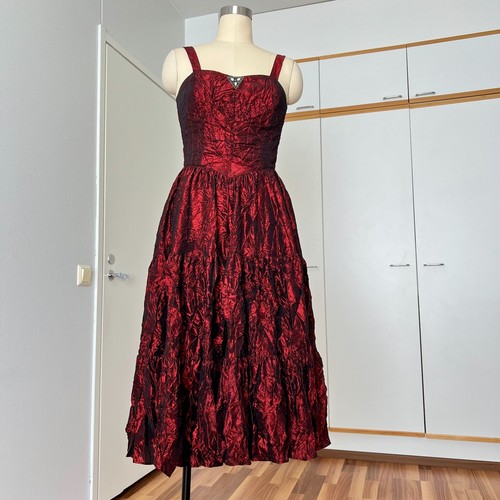 1980s red metallic tiered prom - tiered,