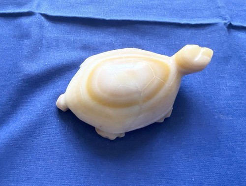 Vintage honey amber onyx - ,