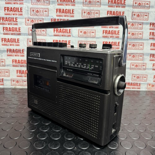 Vintage sony 310l radio - vintage,