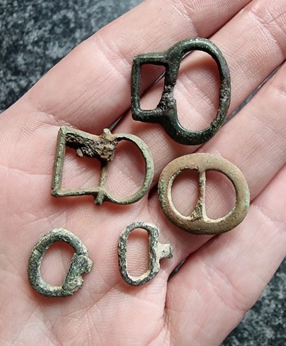 Metal detecting finds - finds, buckles