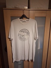 Stone Island Men's T-Shirt xxl. certilogo