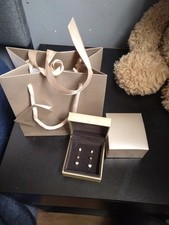 Warren James 18ct Gold On