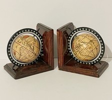 Wooden Bookends Rotating World