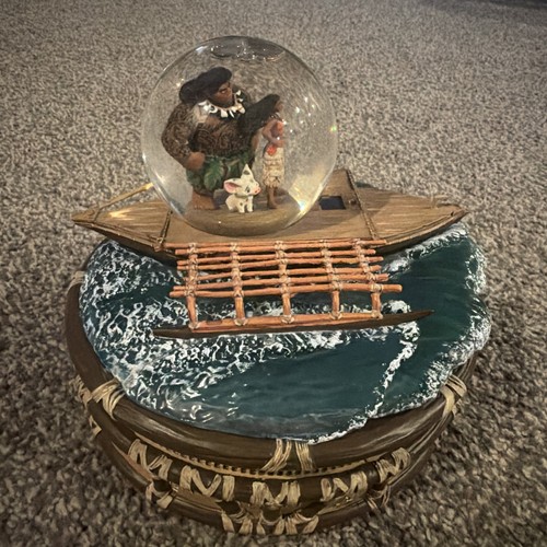 Disney store moana maui - moana,