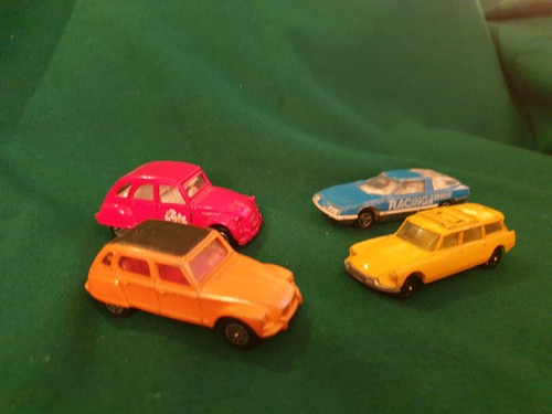 Corgi toys citroen 2cv6 - corgi,