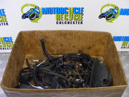 Yamaha thunderace fixings nuts - fixings,