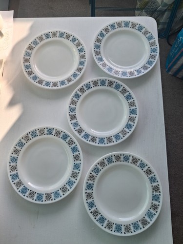 Vintage pyrex glass dinner - vintage,