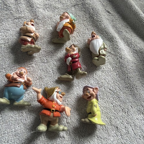 Dwarfs figures vintage - dwarfs,