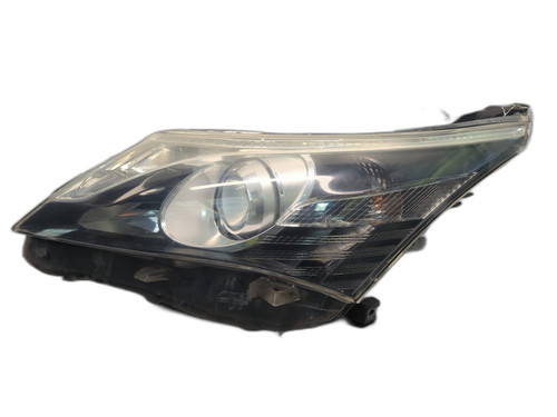 Toyota avensis 2012 headlight - avensis,