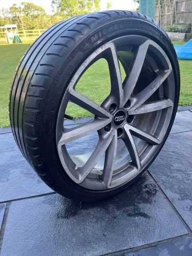 Audi alloy wheel with - 19”,