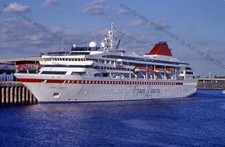 SQ2692 - Cruise Liner - Crown