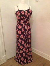 Holly Willoughby, stunning