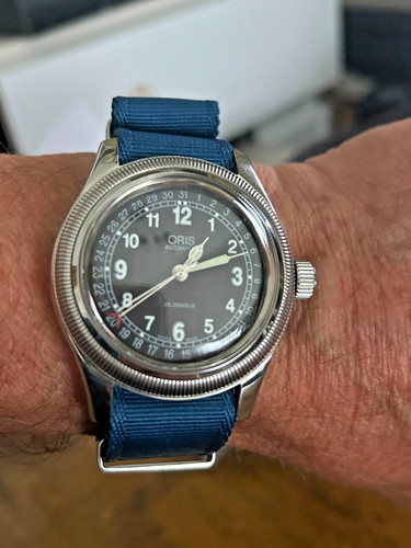 Oris big crown pointer date - pointer,